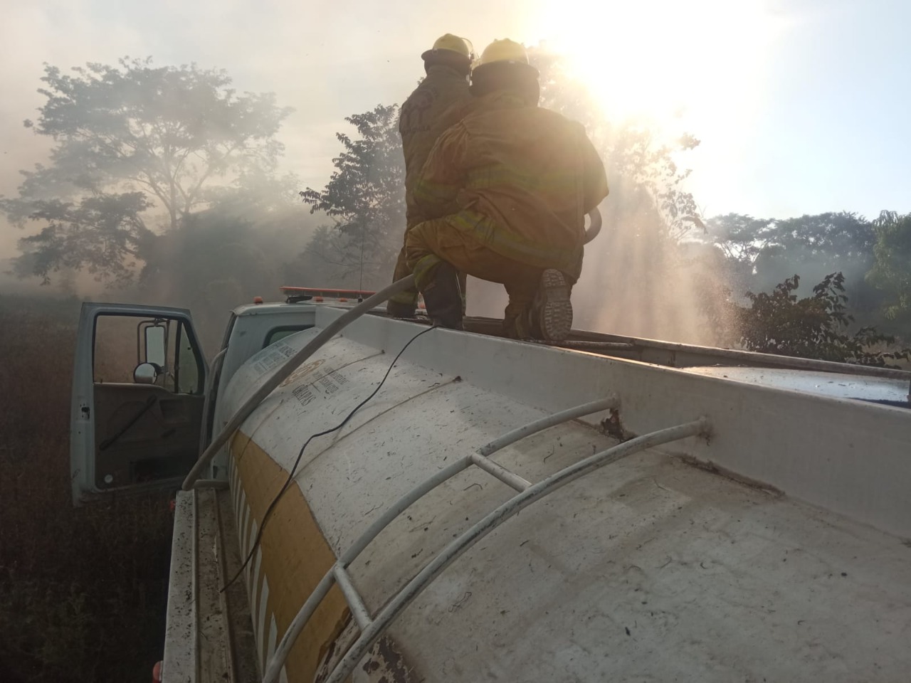 Controla Pc Incendios De Pastizales En Zona Baja De Tapachula Intermedios